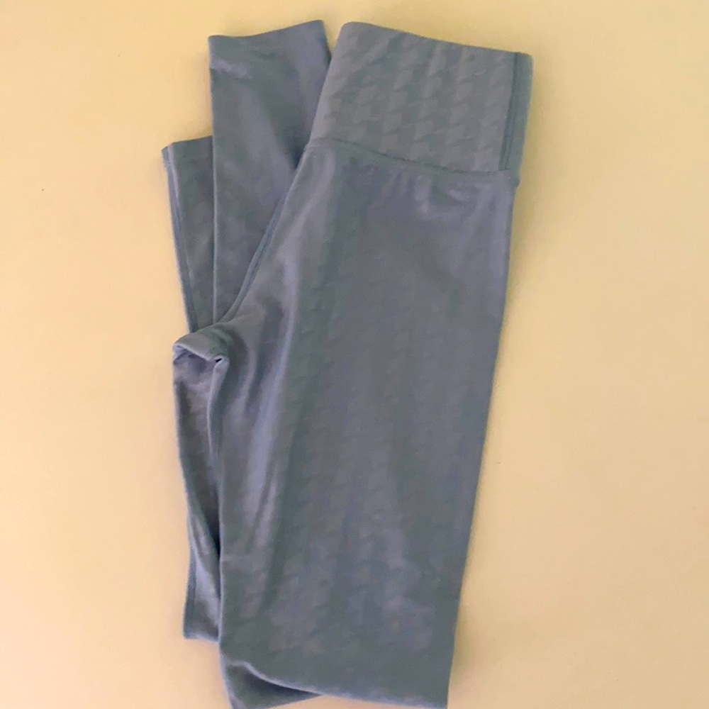 Carbon38 houndstooth leggings